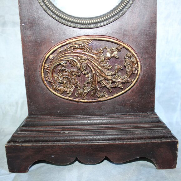 Three Hands Corp. Mantel Clock Style Clock WORKS! - Picture 2 of 13